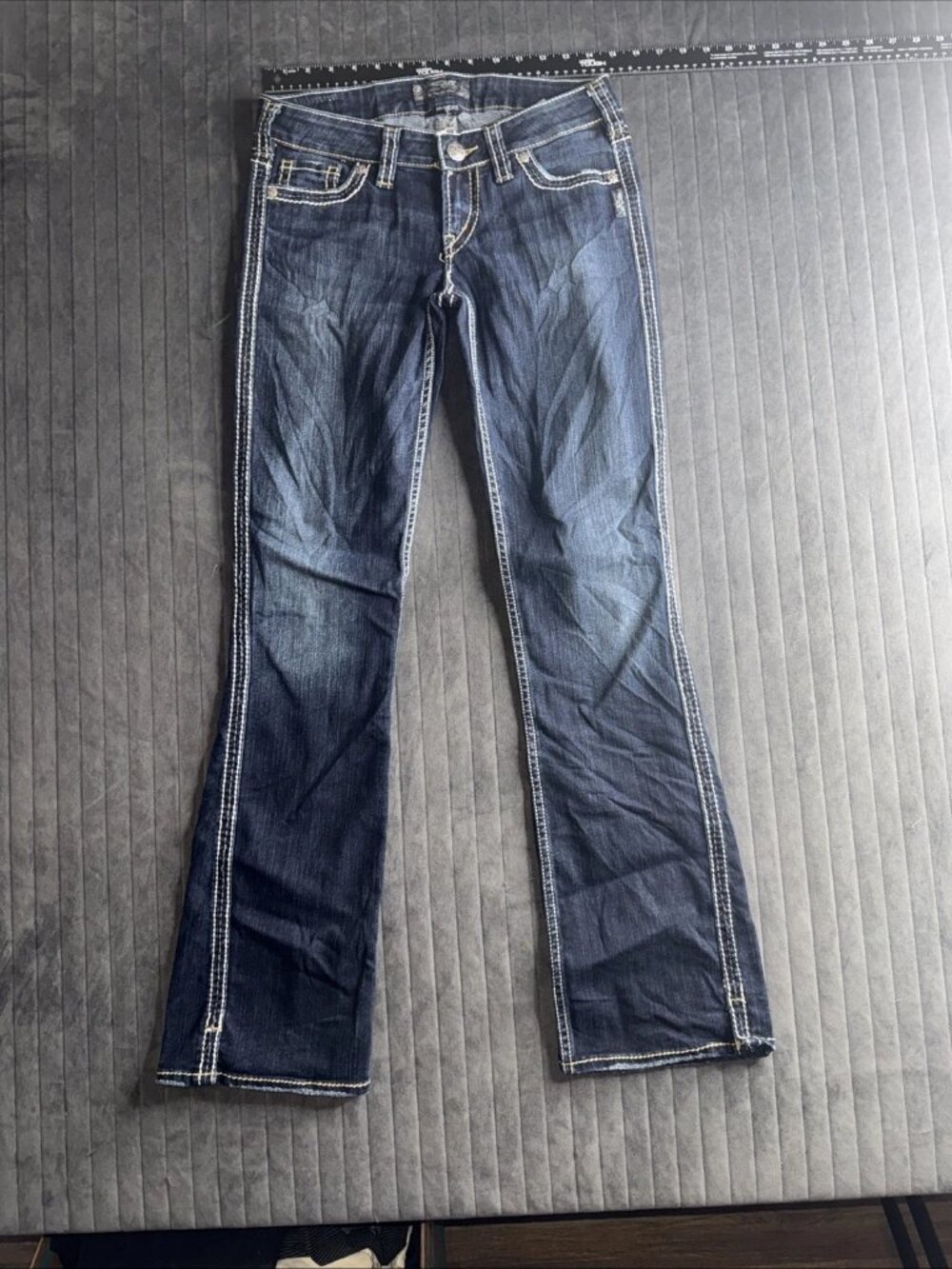 Pioneer Women Silver Jeans Bootcut Size 28x33